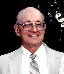 Mary Mott's Instagram, Twitter & Facebook