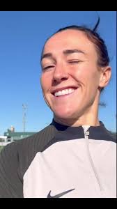 THEY ARE SO SJFKZKFJBC #lucybronze #onabatlle #lucybronzeandonabattle ...