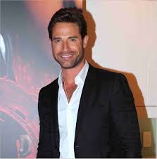 40,000+ items from around the world,. Sebastian Rulli Height And Body Measurements 2021