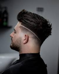 Continuing from last year's exploration of bolder cuts and styles, this year is offering up some of the best men's looks we've seen in a while. Best Fade Mens Haircuts 2019 Idea Styles For Men