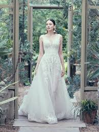In general it is an elegant dress and well suited to evening events. Wedding Gowns 101 Learn The Silhouettes Bridalguide
