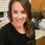 Kelli Figgins's Instagram, Twitter & Facebook