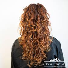 Someone on tumblr asked if i had any tips for drawing curly hair a while back, and i figured i'd share my response here as well! Desert Curls Technique Tutorials In 2021 Long Layered Curly Hair Performance Hairstyles Layered Curly Hair