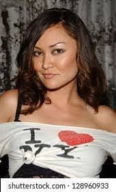 Cristina Odell's Instagram, Twitter & Facebook