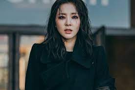 Cewekbanget.id muncul untuk menjawab pertanyaan dan kegelisahan remaja cewek. So Stylish Yuk Intip Fashion Sandara Park Di Paris Fashion Week Semua Halaman Cewekbanget