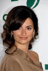 Voir plus d'idées sur le thème penelope cruz, penelope, coiffure. Penelope Cruz Ses Plus Belles Coiffures Puretrend