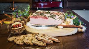 Divertitevi a scoprire nuovi piatti e cibi delle migliori ricetta crostini al lardo di arnad ricette della cucina italiane ed internazionale. Lardo D Arnad Sapori E Profumi Di Montagna Dop Firstonline
