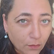 This cow and duck have formed an unlikely, but adorable, friendship! ❤️