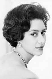 Princess margaret's youngest child and only daughter, lady sarah chatto was born on may 1, 1964. Princess Margaret S Iconic Style In 22 Inspiring Snapshots Princess Margaret Princess Margaret Young Style Icons