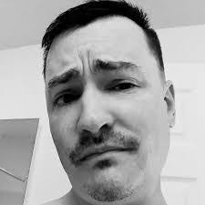 Joe Strand's Instagram, Twitter & Facebook