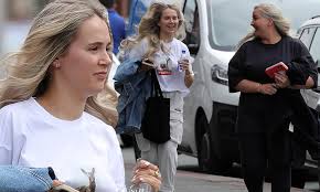 Molly Mae Hague Shows Off Her Perfect Blonde Tresses As She Leaves A Hair Salon In Cheshire Daily Mail Online
