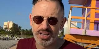 Coronavirus: Star-Skeptiker Stricker soll geimpft sein