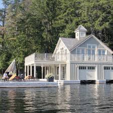 Epingle Par Nanou Hubeau Sur House I Like Belle Maison Maison Flottante Ma Maison De Reve