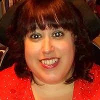 Selena Faulkner's Instagram, Twitter & Facebook