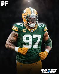 The Packers are expected to be “in the mix” for DT Dexter Lawrence if he is  traded by the Giants, per Adam Schefter. This is media agent activities.  Would be cool though!