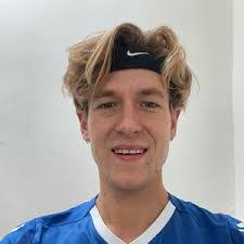 Nick Maitland's Instagram, Twitter & Facebook