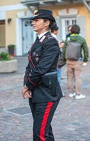 Adottata dall'arma dei carabinieri una nuova uniforme di servizio per le tenenze e le stazioni. Carabinieri Wikipedia