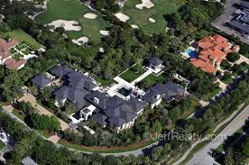 Michael Jordan S Bears Club Digs Celebrity Houses House Designs Exterior Michael Jordan