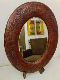 Learn the translation for 'mirror' in leo's english ⇔ german dictionary. Antique Mirror In German Leather And Wood Furniture Home Living Home Decor Mirrors On Carousell