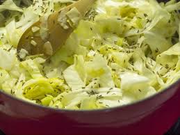 Allgauer Krautspatzle Mit Frischem Urkohl Krautspatzle Spatzle Weisskohl