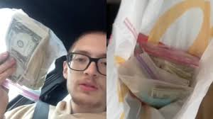 Viral: compró comida en un local y le dieron 5 mil dólares por un insólito  motivo