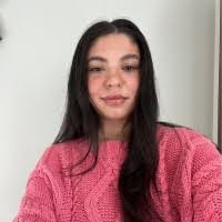 Melissa Casson's Instagram, Twitter & Facebook