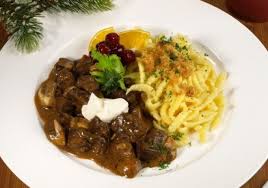 Rehragout Mit Preiselbeeren Und Maroni Rezept Maroni Rezepte Rezepte Rezeptideen