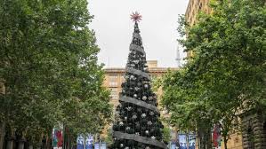 The Christmas Tree From Pagan Origins And Christian Symbolism To Secular Status Abc News