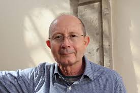 ALCALÁ, RAFAEL ENTREVISTA A PERALTO