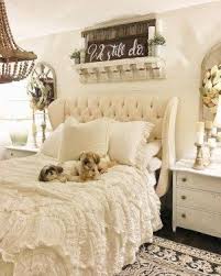 Romantic Shabby Chic Master Bedroom Ideas 20 Meuble Chambre A Coucher Idee Deco Appartement Chambre A Coucher