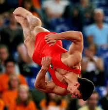 A seleção conquistou medalhas de ouro por equipes e no individual geral, destacando a ginasta catalina ponor , três vezes. Olympic Gymnasts To Watch Sports Illustrated