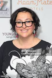 Annette Tanner's Instagram, Twitter & Facebook