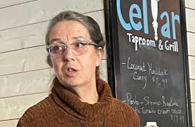 Queens mayor calls for 'co-opitition' to support business