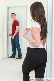 Licentious mom Kendra Lust fucks, gets a mouthful & drips it over her big  tits - Pichunter