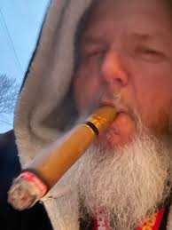 Perdomo 10th Anniversary Champagne Cigar Review