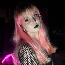 caroline neri (carounr)