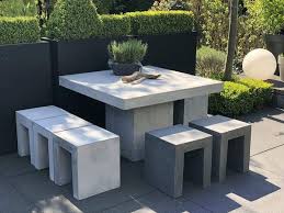 Beton Hocker In 2020 Feinbeton Esstisch Hocker