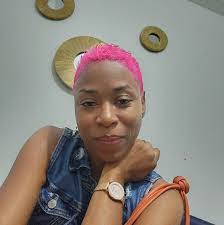 Deandra Marshall's Instagram, Twitter & Facebook