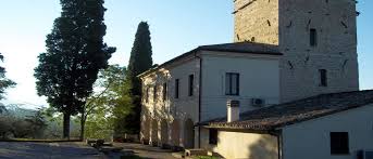 E´ aperta tutto l´anno, ed accoglie persone singole, gruppi appartenenti a parrocchie o ad associazioni religiose e culturali. Casa Per Ferie Assisi Ospitalita Religiosa Istituto Padri Rogazionisti