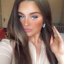 Kayleigh Obrien's Instagram, Twitter & Facebook