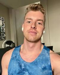 Hutchinson Farris (@hutchfarris) • Instagram photos and videos