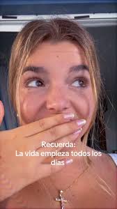 Esta canción y este balcón💓