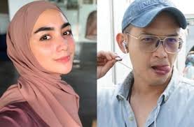 Citra kirana is an actress, known for putri yang ditukar (2010), twivortiare (2019) and satu suro (2019). Diisukan Segera Sah 5 Bukti Citra Kirana Dan Rezky Jalin Hubungan Spesial Matamata Com