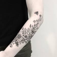 Black And White Floral Tattoo Sleeve Meadow Meadow Meadow Cattattoo Fingertattoo Flowertattoo Mandalatattoo Meadow Nat In 2020 Floral Tattoo Sleeve Nature Tattoo Sleeve Wildflower Tattoo