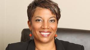 WomenVenture names Leeann Rasachak as new CEO