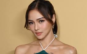 Kim Chiu nagkaaberya ang sinasakyang eroplano