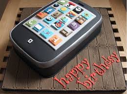 Portable, all the decoration is made of fondant. The 13 Best Apple Computer Cakes Ever Baked Gallery Cult Of Mac