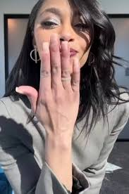 I spy a wedding ring. This is hell.