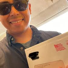 Isaac Hudgins's Instagram, Twitter & Facebook