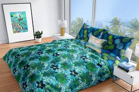 It is characterised by warm and organic materials such as wood, rattan and plants. Hawaiian Decor Tropical Home Furnishings Decorative Pillows Tiki Bar Accesssories
